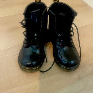 Dr. Martens Kids Size 9 Black Patton